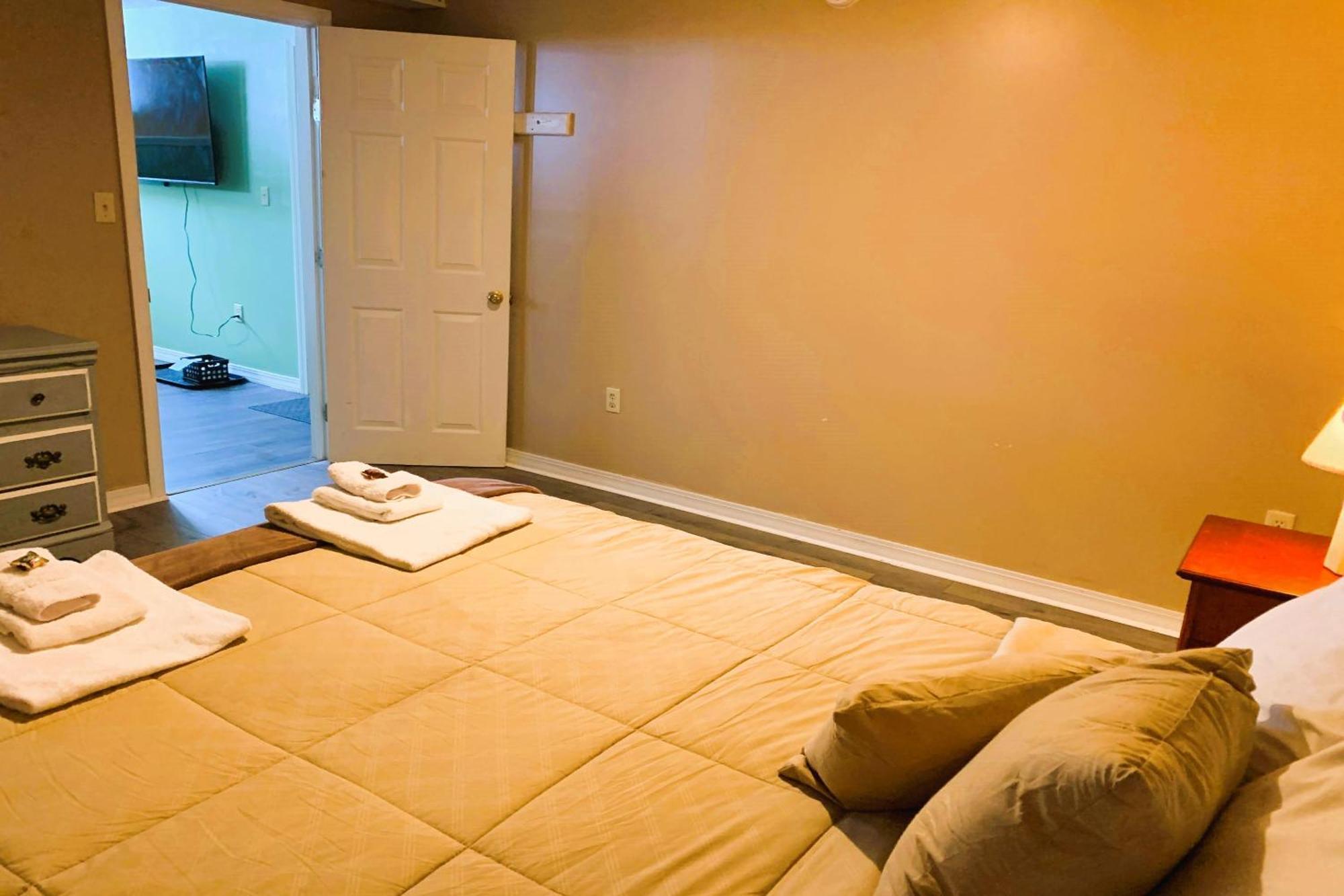 Love Hotels St John River By Oyo At Fort Kent Me Saint John Plantation エクステリア 写真