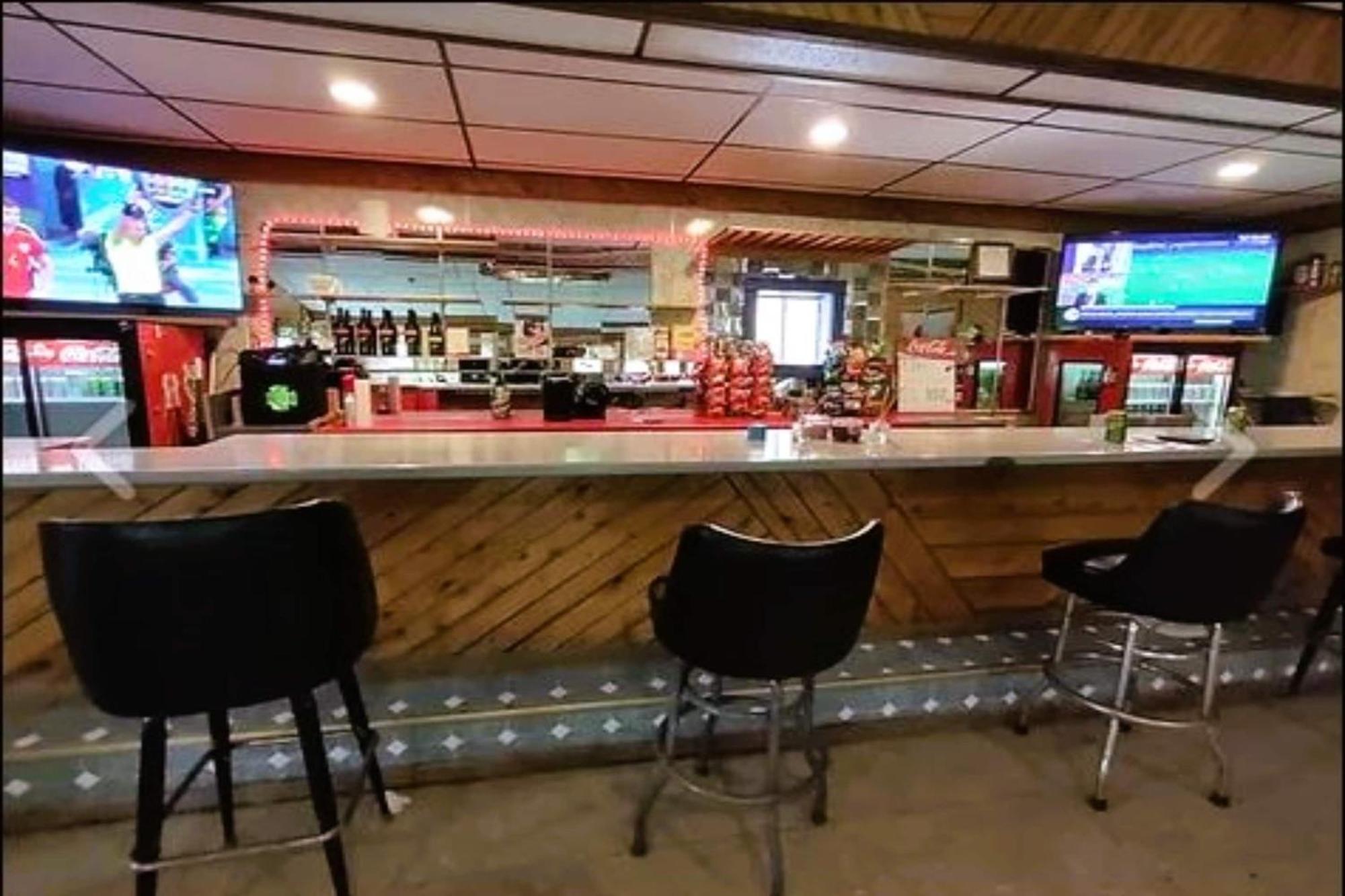 Love Hotels St John River By Oyo At Fort Kent Me Saint John Plantation エクステリア 写真
