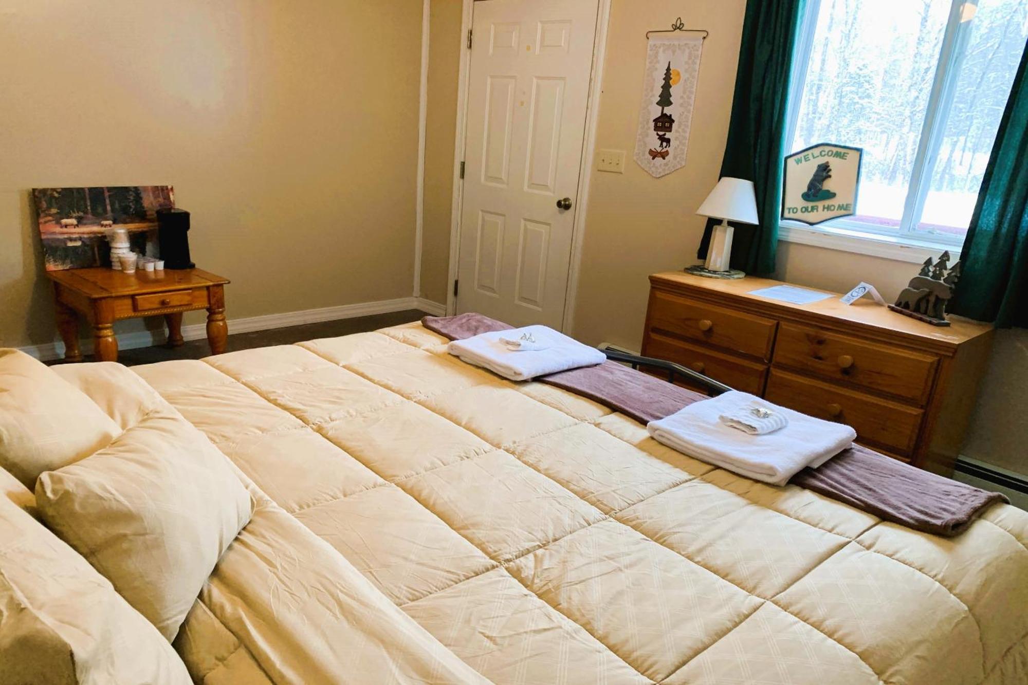Love Hotels St John River By Oyo At Fort Kent Me Saint John Plantation エクステリア 写真