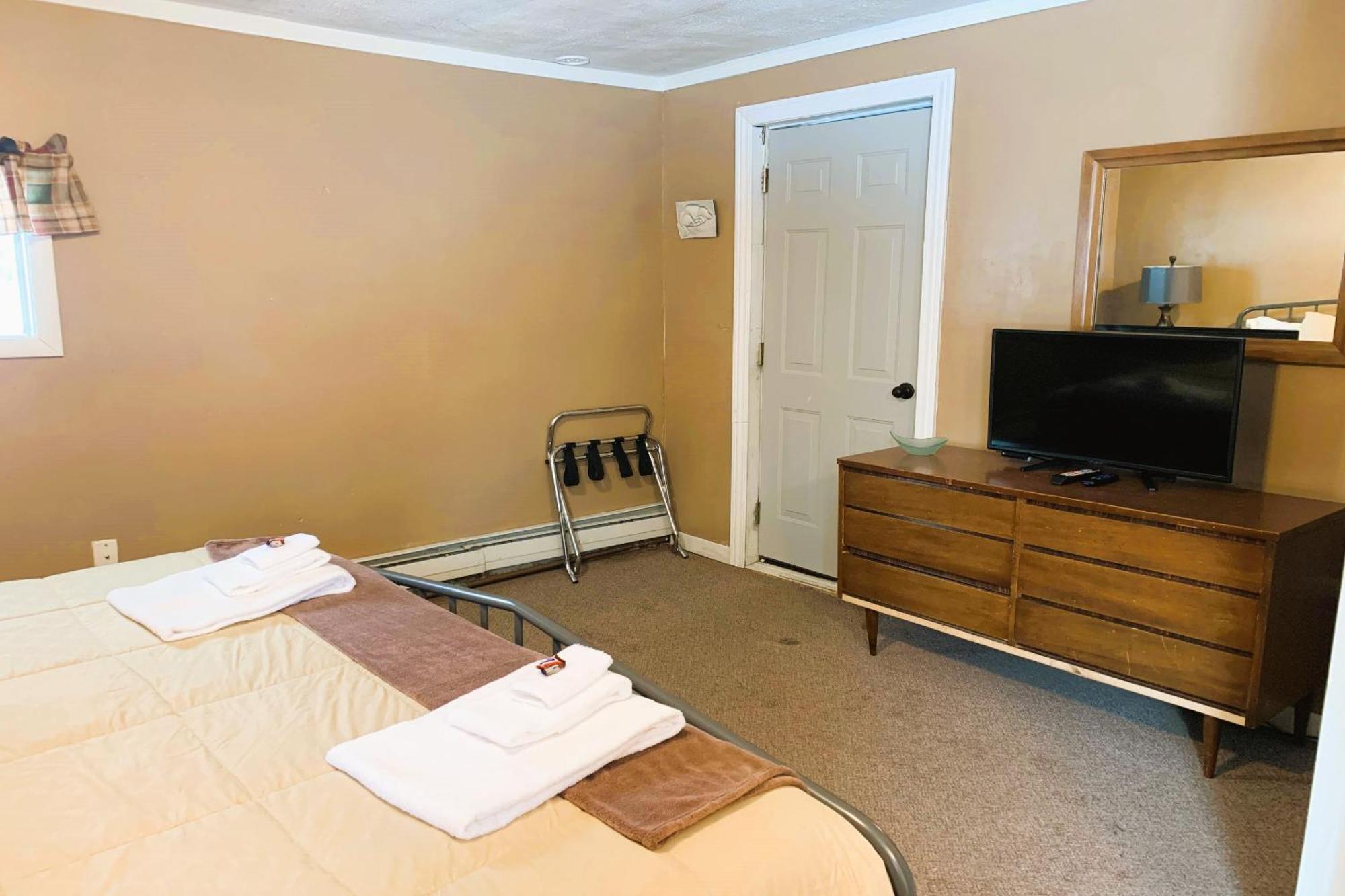 Love Hotels St John River By Oyo At Fort Kent Me Saint John Plantation エクステリア 写真