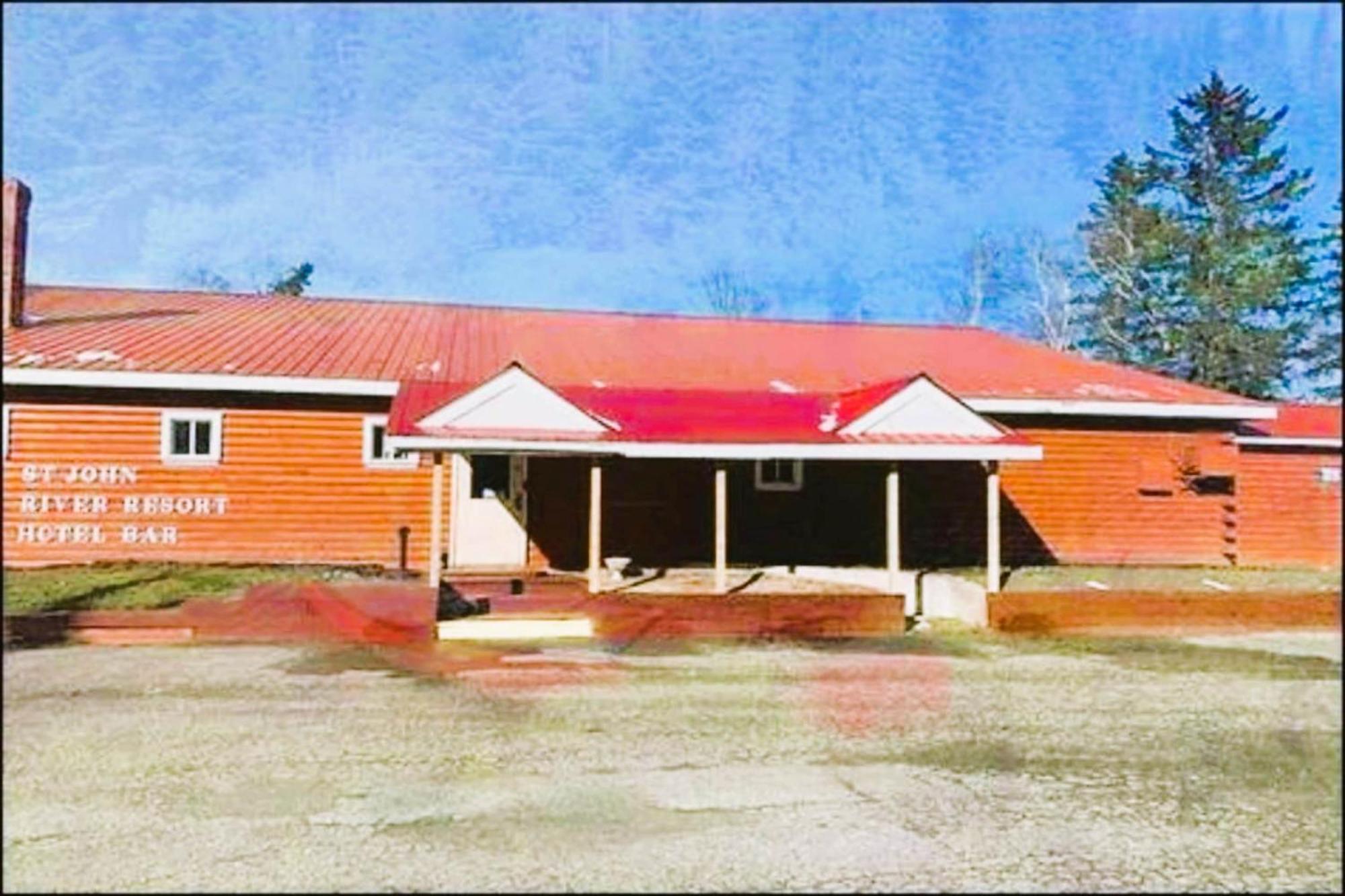 Love Hotels St John River By Oyo At Fort Kent Me Saint John Plantation エクステリア 写真